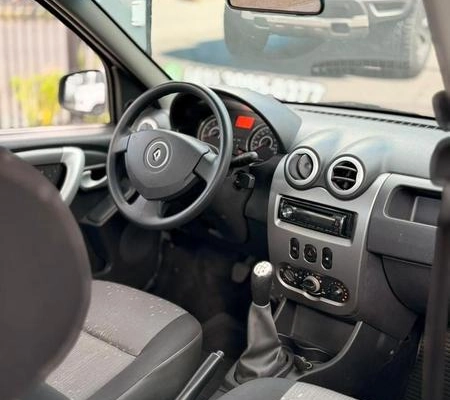 imagem-https://www.socarrao.com.br/sc-vehicle-images-prod/1964123/1780585273153-8122446_11_B_393f5866ee.jpeg