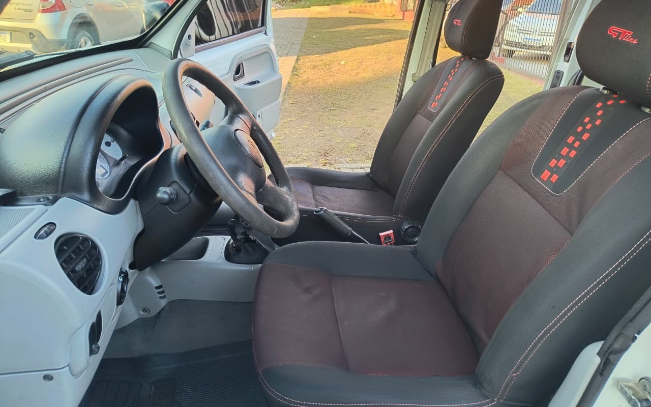 imagem-https://www.socarrao.com.br/sc-vehicle-images-prod/1964231/1780589922916-V2hhdHNBcHAgSW1hZ2UgMjAyNi0wNi0wNCBhdCAxMi4zMy41MiAoMSkuanBlZw.jpeg