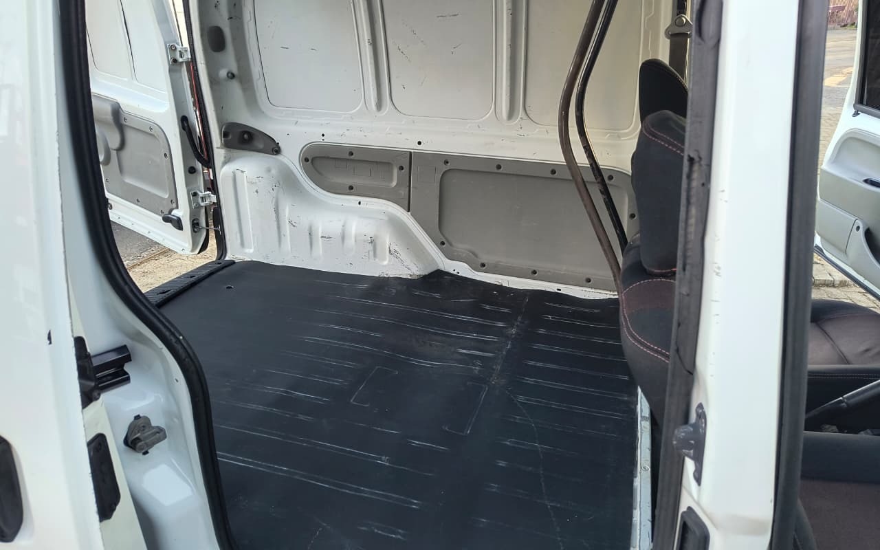 imagem-https://www.socarrao.com.br/sc-vehicle-images-prod/1964231/1780589923120-V2hhdHNBcHAgSW1hZ2UgMjAyNi0wNi0wNCBhdCAxMi4zMy41MyAoMSkuanBlZw.jpeg