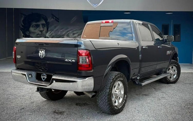 imagem-https://www.socarrao.com.br/sc-vehicle-images-prod/1964276/1780607313678-8155263_8_B_08a2ec7bc6.jpeg