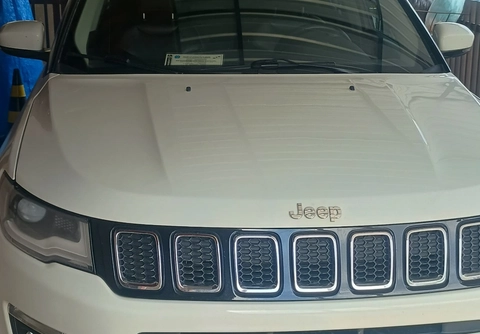 Jeep Compass 2017 Branco — foto 1 de 3