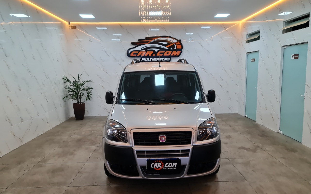 Fiat Doblo Essence 1.8 Flex 16V 5P - foto 2