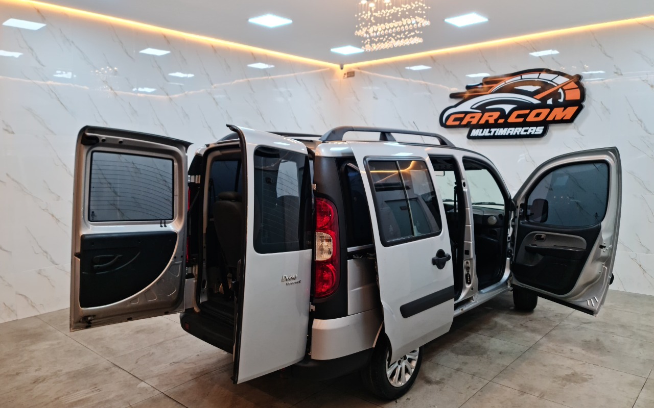 imagem-https://www.socarrao.com.br/sc-vehicle-images-prod/1964414/1780601043508-SU1HLTIwMjYwNjA0LVdBMDA1NS5qcGc.jpg