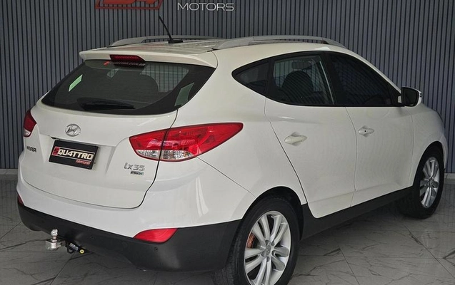 imagem-https://www.socarrao.com.br/sc-vehicle-images-prod/1964425/1781215761753-8148009_29_B_186b40df6a.jpeg