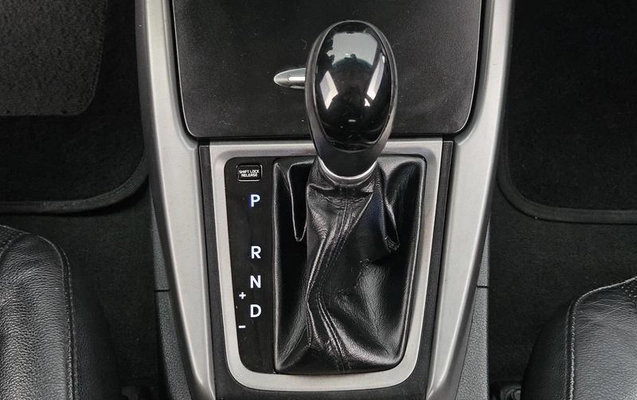 imagem-https://www.socarrao.com.br/sc-vehicle-images-prod/1964446/1780604098669-8104838_26_B_fa79442926.jpeg