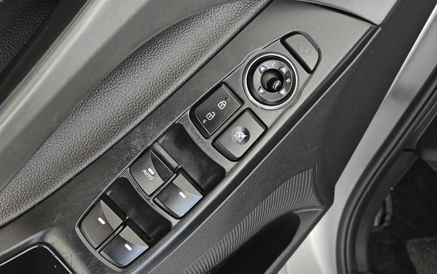 imagem-https://www.socarrao.com.br/sc-vehicle-images-prod/1964446/1780604098673-8104838_20_B_1b801ce380.jpeg
