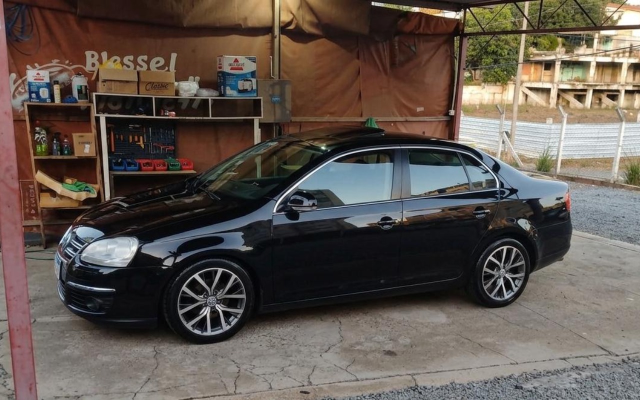 imagem-https://www.socarrao.com.br/sc-vehicle-images-prod/1964466/1780606885963-SU1HLTIwMjYwNjA0LVdBMDAxMC5qcGc.jpg