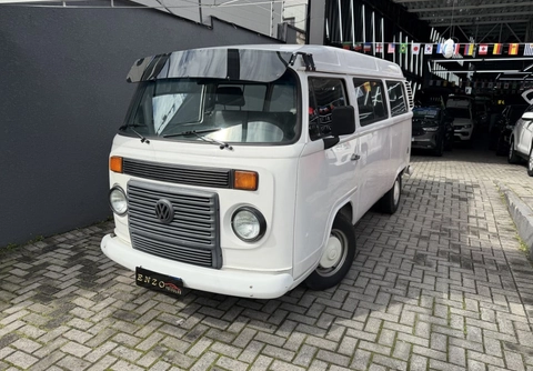 Volkswagen Kombi 2012 Branco — foto 1 de 3