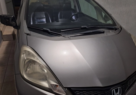Honda Fit 2014 Cinza — foto 1 de 3