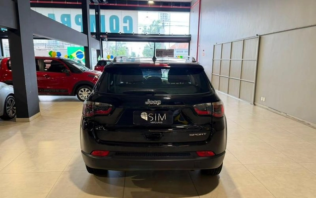 imagem-https://www.socarrao.com.br/sc-vehicle-images-prod/1971347/1788432639164-8136106_14_B_372cee731e.jpeg