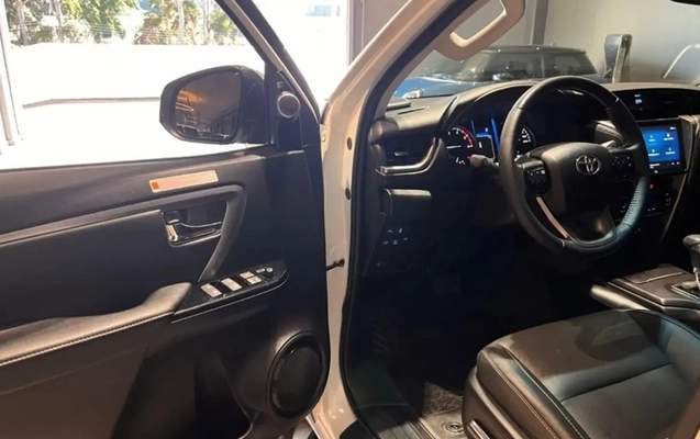 imagem-https://www.socarrao.com.br/sc-vehicle-images-prod/1971995/1787252105069-660646817