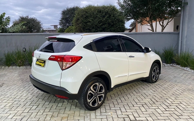 imagem-https://www.socarrao.com.br/sc-vehicle-images-prod/1972264/1780663453073-4c8befa7b8b446729cf0cc956a0c7964_1780663184303.jpg