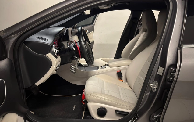 imagem-https://www.socarrao.com.br/sc-vehicle-images-prod/1972595/1780664062439-003_edd62ca897fe83b108af90ca7959ae71.jpeg