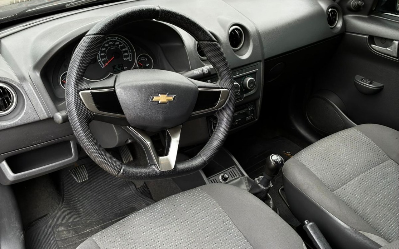 imagem-https://www.socarrao.com.br/sc-vehicle-images-prod/1972733/1780923231792-V2hhdHNBcHAgSW1hZ2UgMjAyNi0wNi0wMSBhdCAxOC41MS4yNy5qcGVn.jpeg