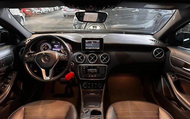 imagem-https://www.socarrao.com.br/sc-vehicle-images-prod/1973570/1786716959846-8157427_15_B_2b645360c8.jpeg