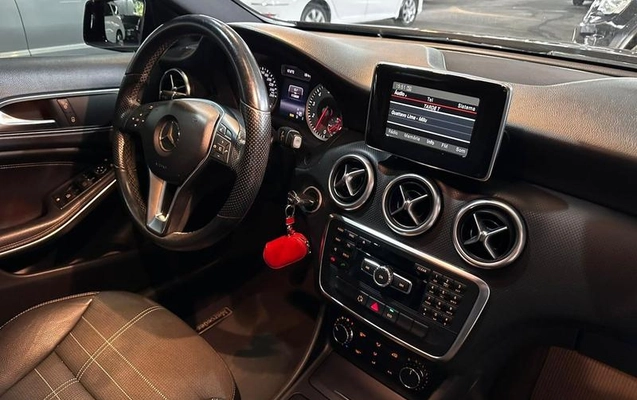 imagem-https://www.socarrao.com.br/sc-vehicle-images-prod/1973570/1786716959848-8157427_7_B_53b9633cd2.jpeg