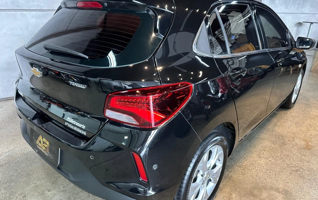 imagem-https://www.socarrao.com.br/sc-vehicle-images-prod/1973714/1788267210212-7836695dd2e14452b4070b83985cffdc_1780668554731.jpg