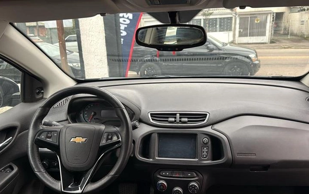 imagem-https://www.socarrao.com.br/sc-vehicle-images-prod/1973900/1785507117511-8157662_9_B_d7aa519290.jpeg