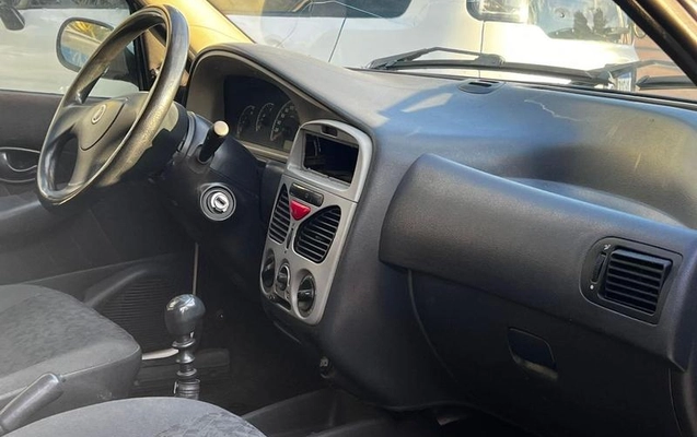 imagem-https://www.socarrao.com.br/sc-vehicle-images-prod/1974113/1789487568758-8157776_1_B_1bf99543e6.jpeg