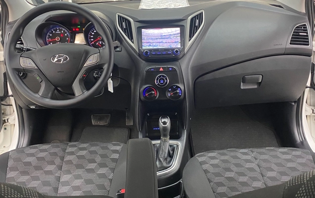 imagem-https://www.socarrao.com.br/sc-vehicle-images-prod/1974117/1781882186621-SU1HXzkzOTkuanBlZw.jpeg