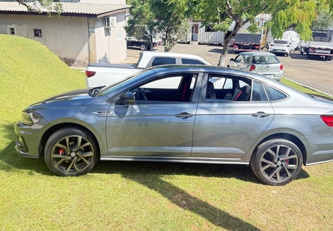 Volkswagen Virtus 2021 Cinza — foto 1 de 3