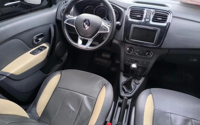 imagem-https://www.socarrao.com.br/sc-vehicle-images-prod/1975070/1790009313474-8158120_12_B_7cfefb10e6.jpeg
