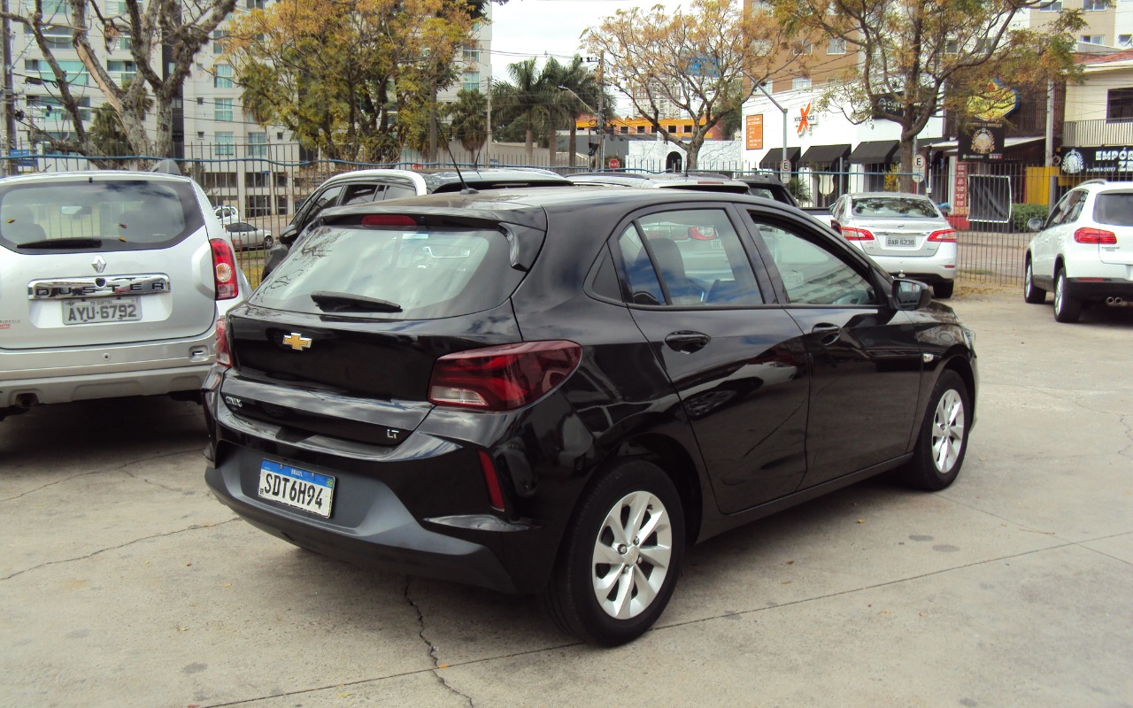 imagem-https://www.socarrao.com.br/sc-vehicle-images-prod/1975705/1780677220140-RFNDMDEwMDUuSlBH.JPG
