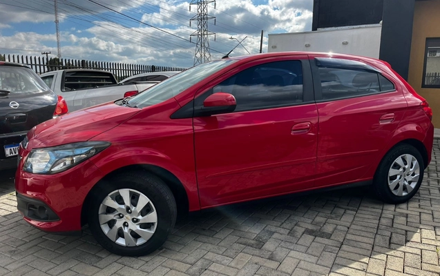 imagem-https://www.socarrao.com.br/sc-vehicle-images-prod/1975857/1780677617703-NjQwYzliMjAtOTI1NS00OTVmLWE2MTQtYWMxMWQyMzhjYWZmLmpwZWc.jpeg