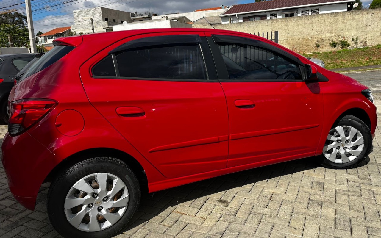 imagem-https://www.socarrao.com.br/sc-vehicle-images-prod/1975857/1780677617783-MjQ2ZWRlNzctNWFmYy00N2RjLWFmMDItYzEwMTIyMzAzOTA4LmpwZWc.jpeg