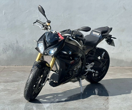 BMW S 1000 R 2017 Preto — foto 1 de 3