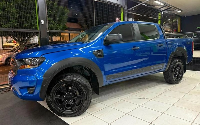 imagem-https://www.socarrao.com.br/sc-vehicle-images-prod/1976714/1788623323245-8035663_1_B_a69ec97ac5.jpeg