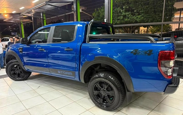 imagem-https://www.socarrao.com.br/sc-vehicle-images-prod/1976714/1788623323247-8035663_1_B_3642eea729.jpeg