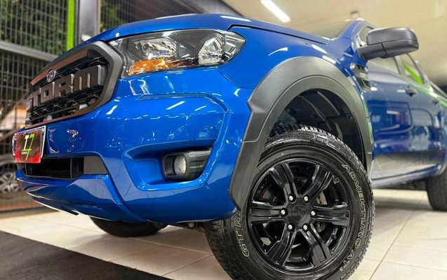 imagem-https://www.socarrao.com.br/sc-vehicle-images-prod/1976714/1788623323266-8035663_13_B_79d9178ffb.jpeg