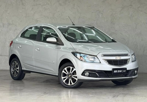 Chevrolet Onix 2016 Prata — foto 1 de 3