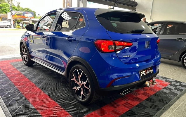 imagem-https://www.socarrao.com.br/sc-vehicle-images-prod/1977092/1780682597611-V2hhdHNBcHAgSW1hZ2UgMjAyNi0wNS0wNyBhdCAxNi4wNi41OCAoNCkuanBlZw.jpeg