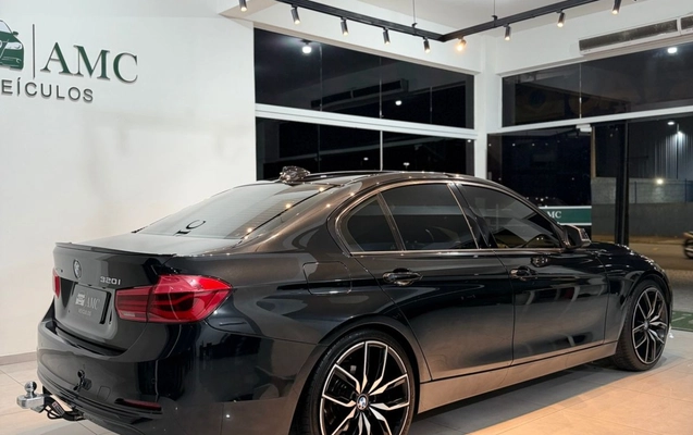 imagem-https://www.socarrao.com.br/sc-vehicle-images-prod/1977476/1780683816436-V2hhdHNBcHAgSW1hZ2UgMjAyNi0wNi0wMSBhdCAxOC4xMC40OCAoMSkuanBlZw.jpeg