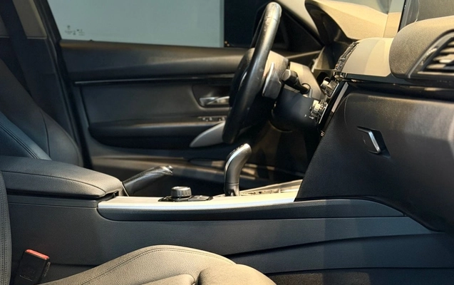 imagem-https://www.socarrao.com.br/sc-vehicle-images-prod/1977476/1780683816723-V2hhdHNBcHAgSW1hZ2UgMjAyNi0wNi0wMSBhdCAxOC4xMC40MiAoMSkuanBlZw.jpeg