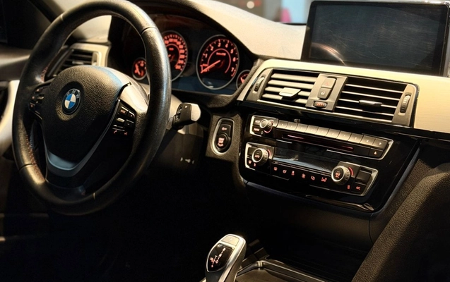 imagem-https://www.socarrao.com.br/sc-vehicle-images-prod/1977476/1780683816874-V2hhdHNBcHAgSW1hZ2UgMjAyNi0wNi0wMSBhdCAxOC4xMC40MyAoMSkuanBlZw.jpeg