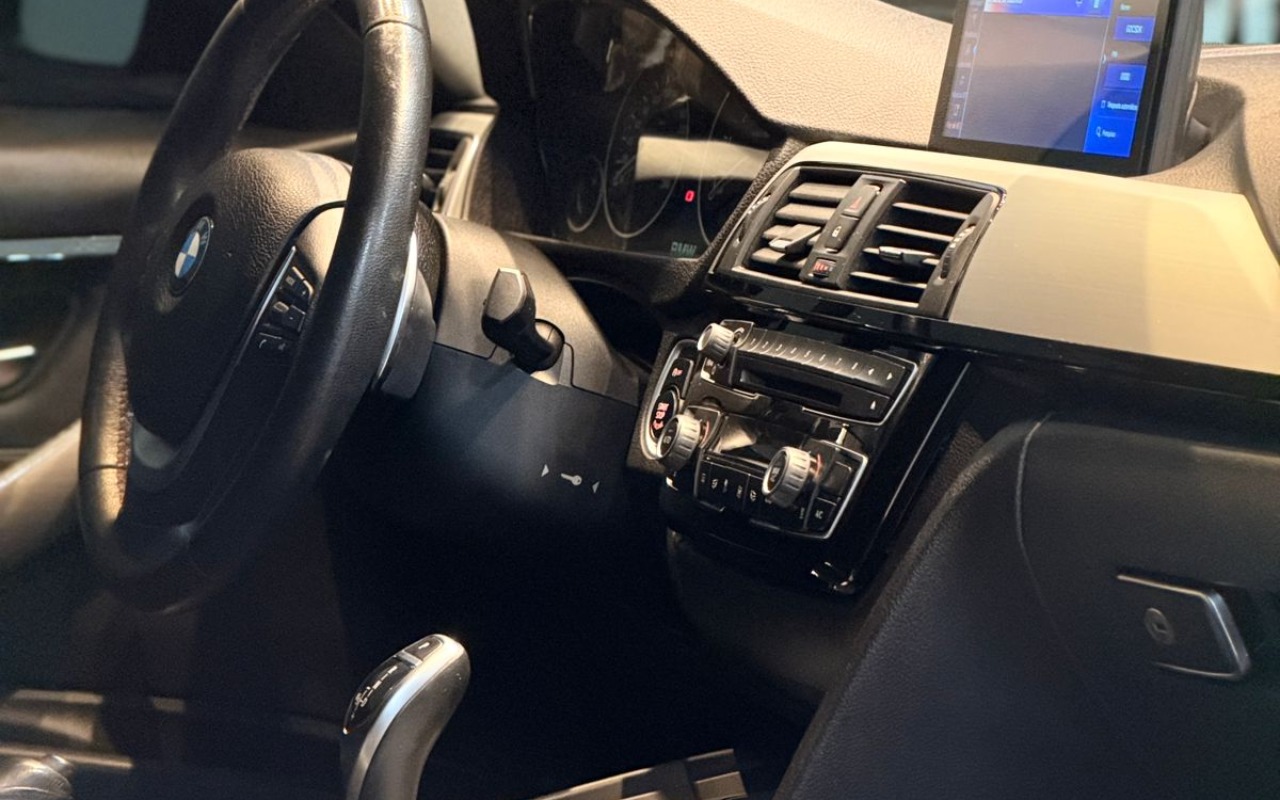 imagem-https://www.socarrao.com.br/sc-vehicle-images-prod/1977476/1780683817351-V2hhdHNBcHAgSW1hZ2UgMjAyNi0wNi0wMSBhdCAxOC4xMC40MSAoMSkuanBlZw.jpeg