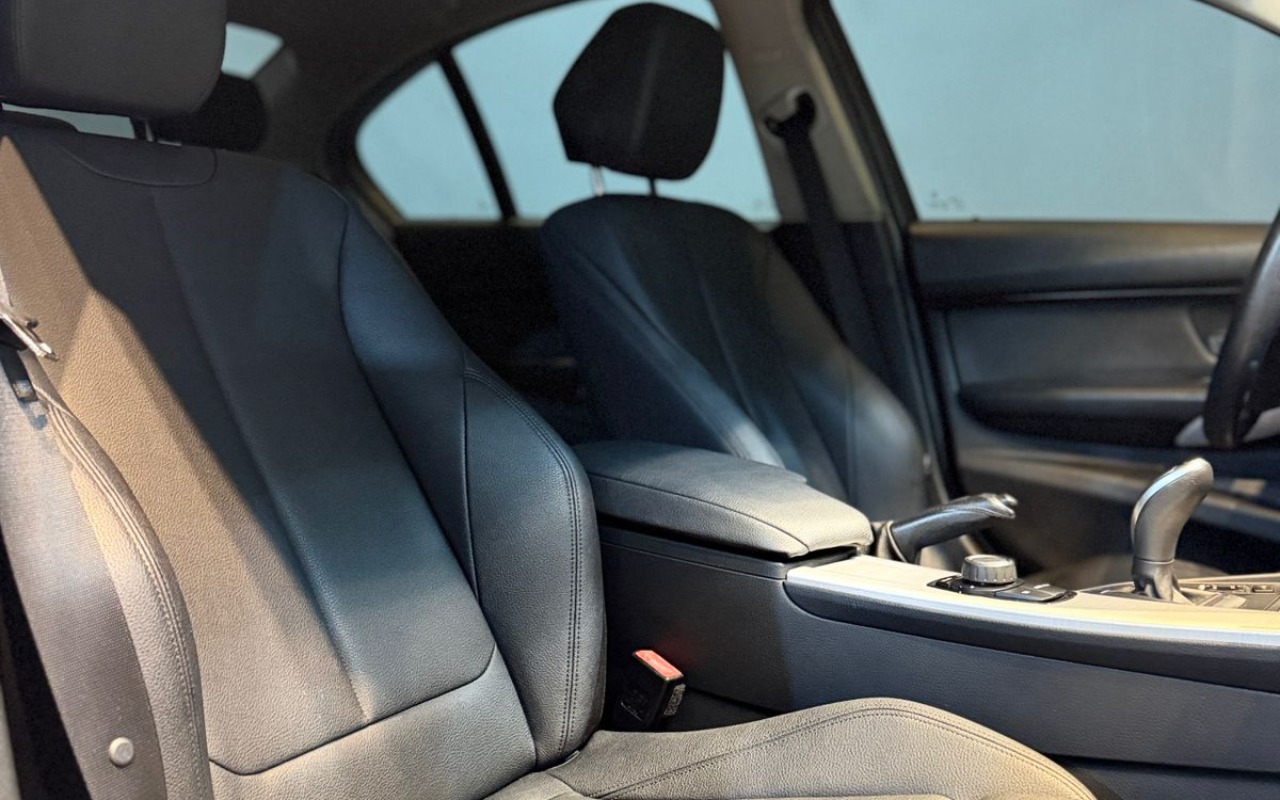 imagem-https://www.socarrao.com.br/sc-vehicle-images-prod/1977476/1780683818731-V2hhdHNBcHAgSW1hZ2UgMjAyNi0wNi0wMSBhdCAxOC4xMC40MiAoMikuanBlZw.jpeg