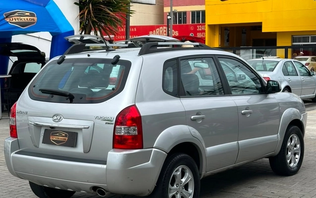 imagem-https://www.socarrao.com.br/sc-vehicle-images-prod/1977661/1789744485769-gb-d5a8907.jpeg