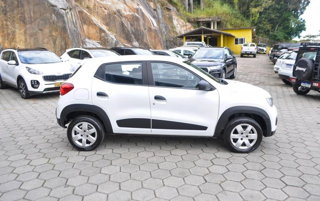 imagem-https://www.socarrao.com.br/sc-vehicle-images-prod/1977733/1780685165630-0a0481db2bf94bb494d3ae5cdafe3f89_1780684743874.jpg