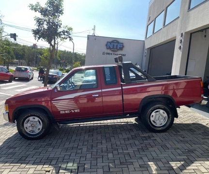 Nissan King-Cab SE 4x4 3.0 V6 1993 Vermelho — foto 1 de 3