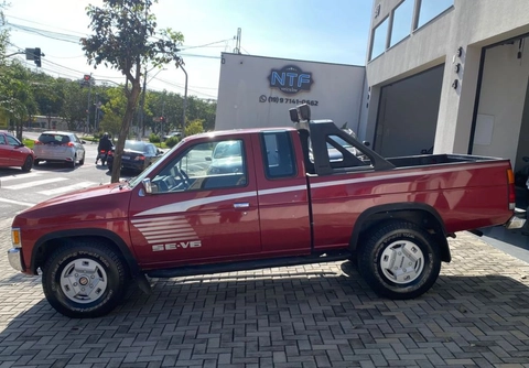 Nissan King-Cab SE 4x4 3.0 V6 1993 Vermelho — foto 1 de 3
