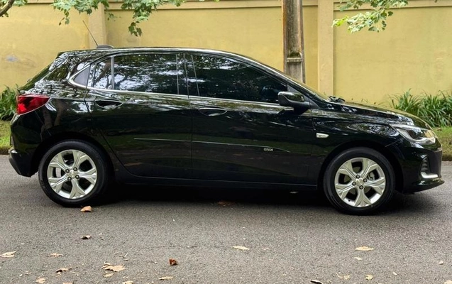 imagem-https://www.socarrao.com.br/sc-vehicle-images-prod/1977749/1784899084975-7745988_4_B_08a41f2163.jpeg