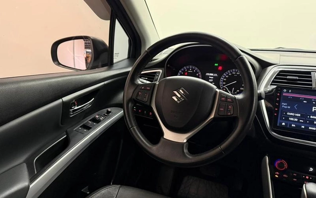 imagem-https://www.socarrao.com.br/sc-vehicle-images-prod/1977935/1788187813116-8139040_9_B_5231c66fe7.jpeg