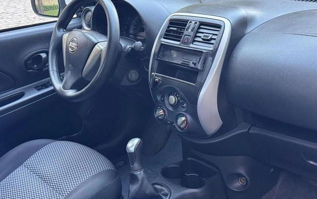 imagem-https://www.socarrao.com.br/sc-vehicle-images-prod/1977943/1781024530837-6937611_1_B_6b5dd8b371.jpeg