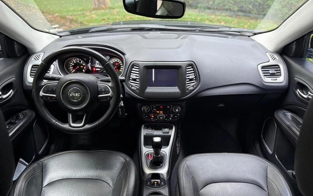 imagem-https://www.socarrao.com.br/sc-vehicle-images-prod/1977967/1781024190138-7775986_16_B_6e6371e9dd.jpeg