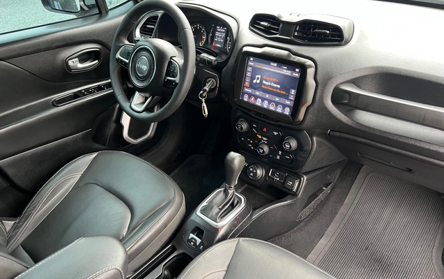 imagem-https://www.socarrao.com.br/sc-vehicle-images-prod/1978021/1780686372365-44b7fe4d8e3c499ba54b4da9af398ba5_1744720578032.jpeg