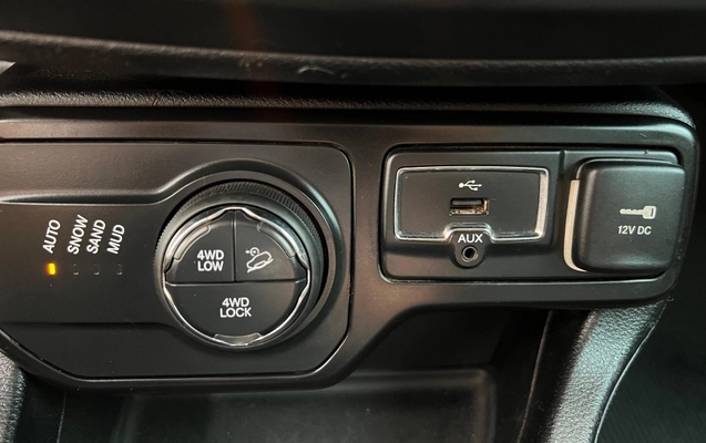 imagem-https://www.socarrao.com.br/sc-vehicle-images-prod/1978021/1780686372368-22bd30cc8b794fe4b86eeac7ba6506a7_1744720577820.jpeg
